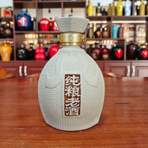甘肅純糧老酒陶瓷酒瓶