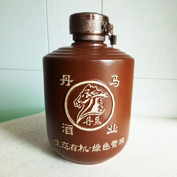 丹馬酒業定制陶瓷酒壇